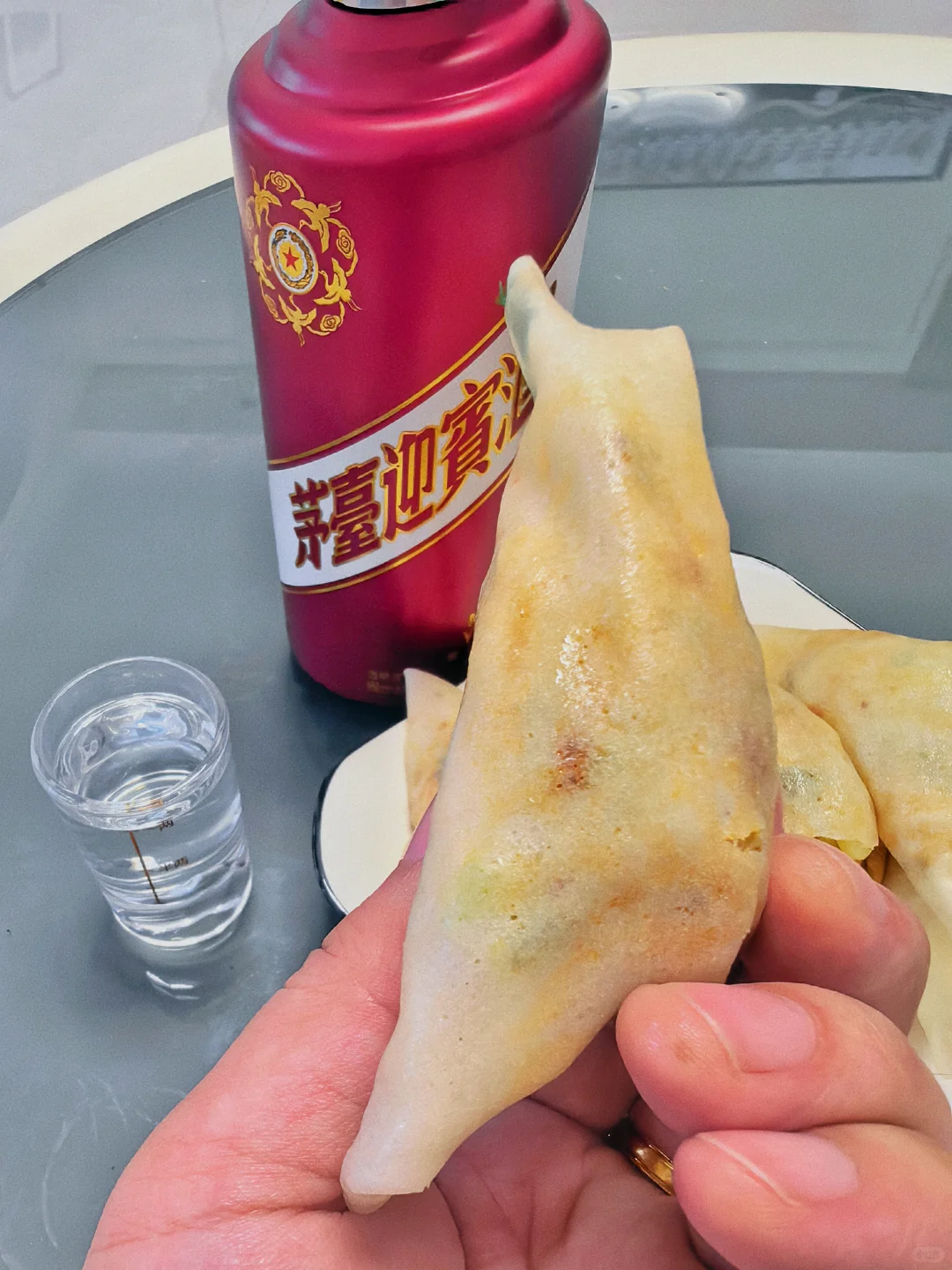 茅台紫迎宾+盘锦小卷饼＝绝绝子‼️