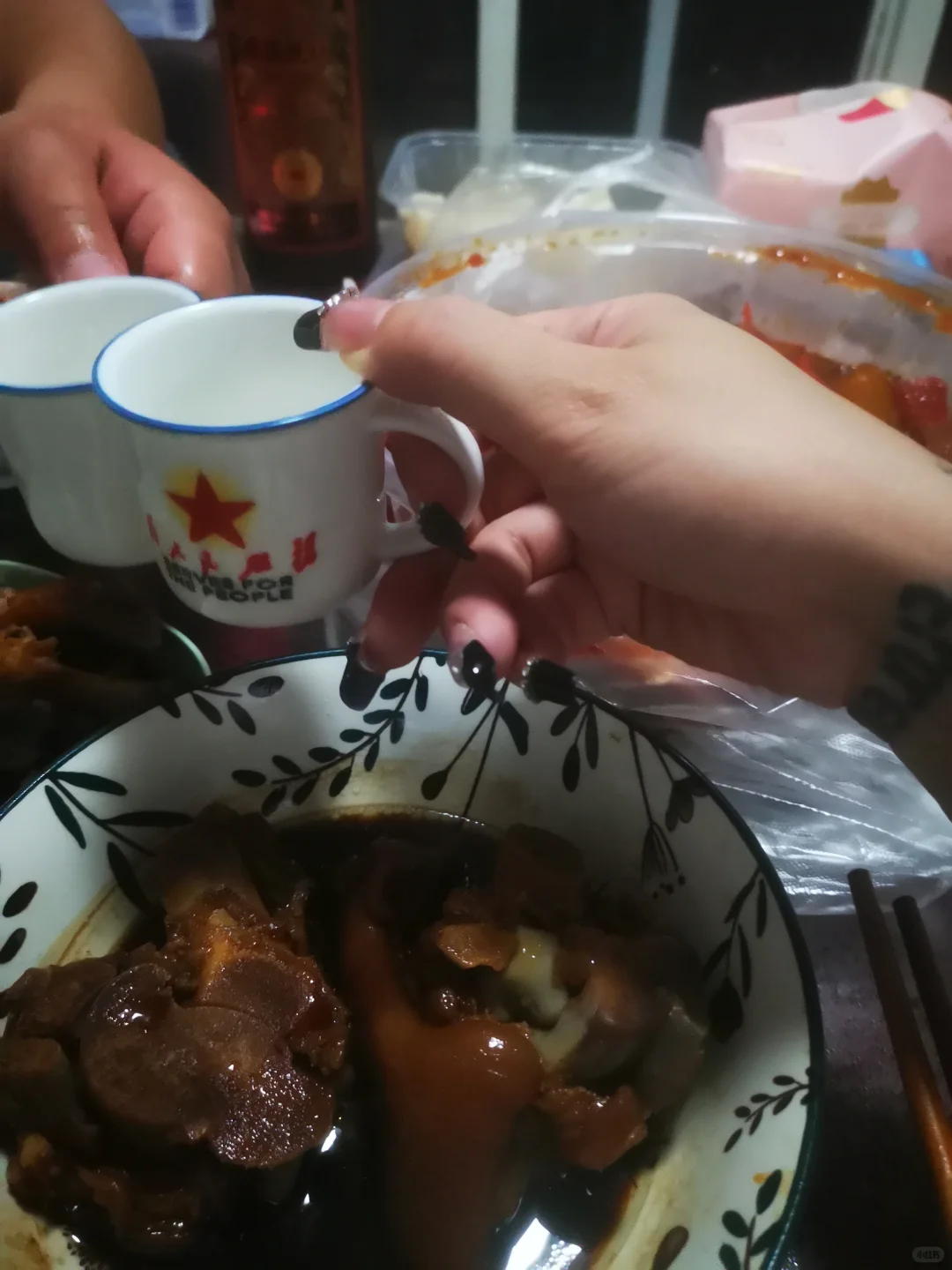 想要一个全是酒鬼的评论区