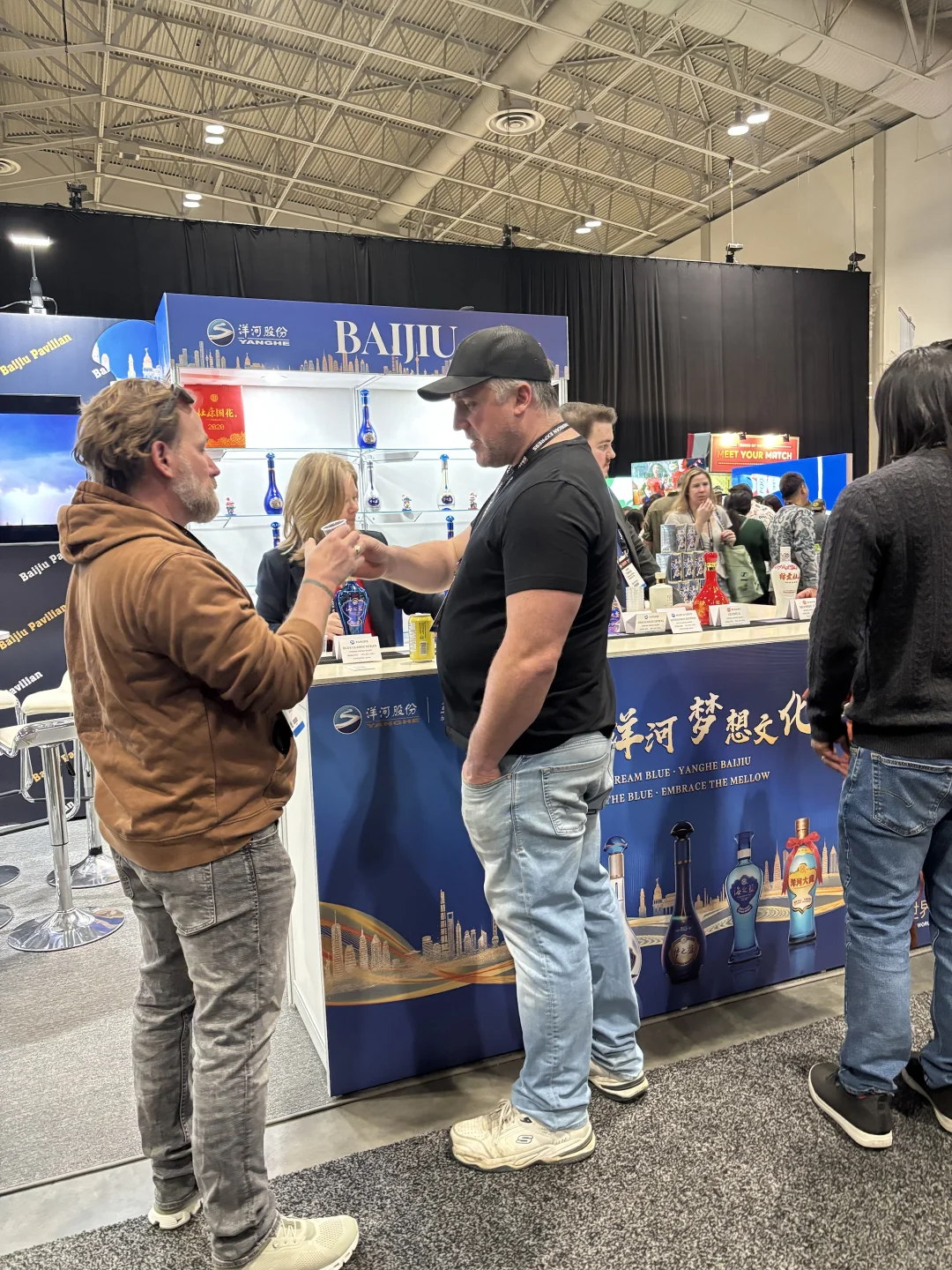 限时三天！中国白酒馆亮相加拿大餐饮博览会