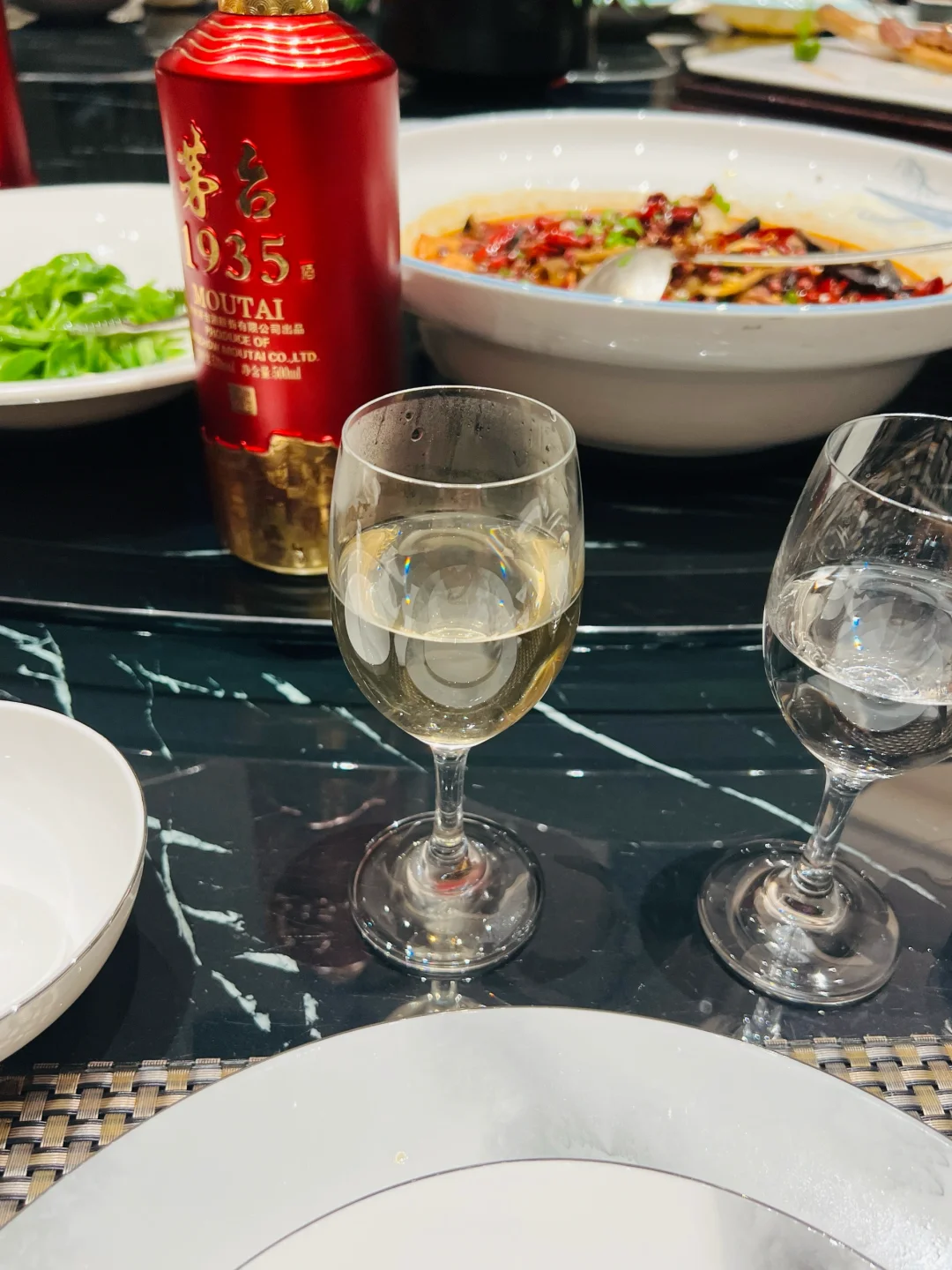 被茅台酱香酒1935圈粉了！一口绵柔回甘！