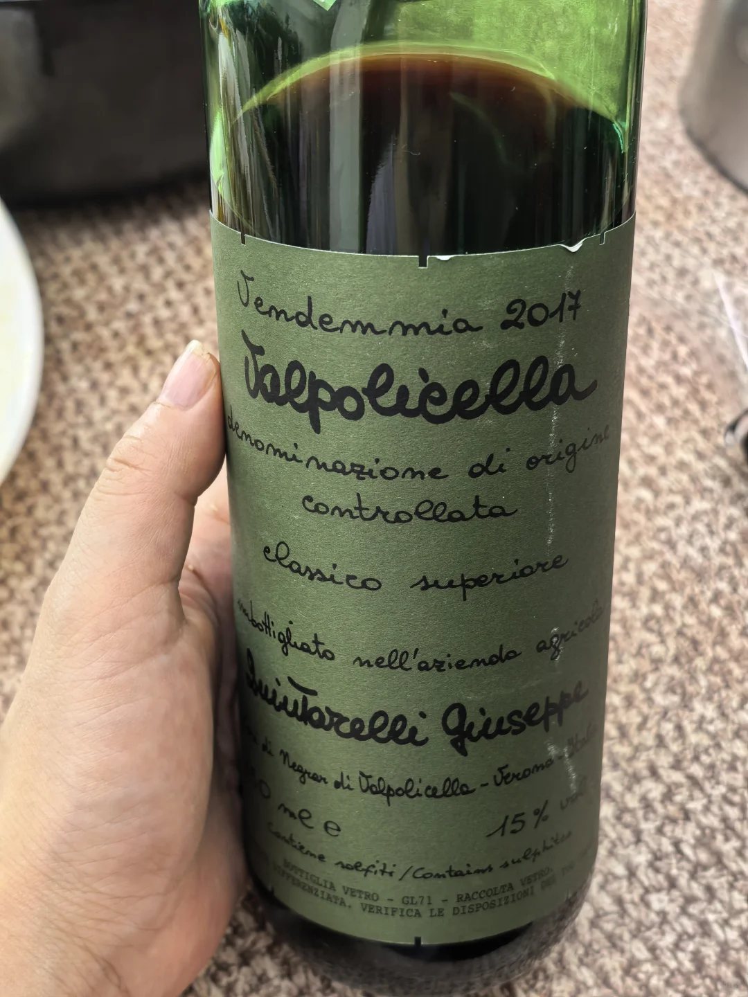 最近有关醉鹅娘隐隐晦晦的消息跟行业挂钩？