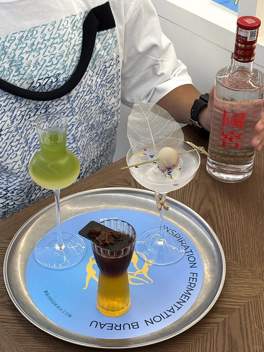 在798逛展+喝冰白酒太?了！