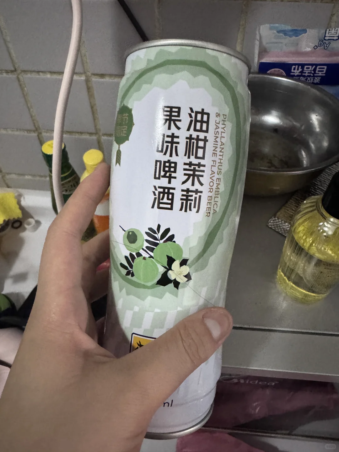 ❗️避雷！！！美团歪马酒中异物，商家拒绝赔偿！