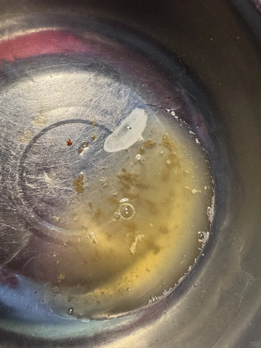 ❗️避雷！！！美团歪马酒中异物，商家拒绝赔偿！