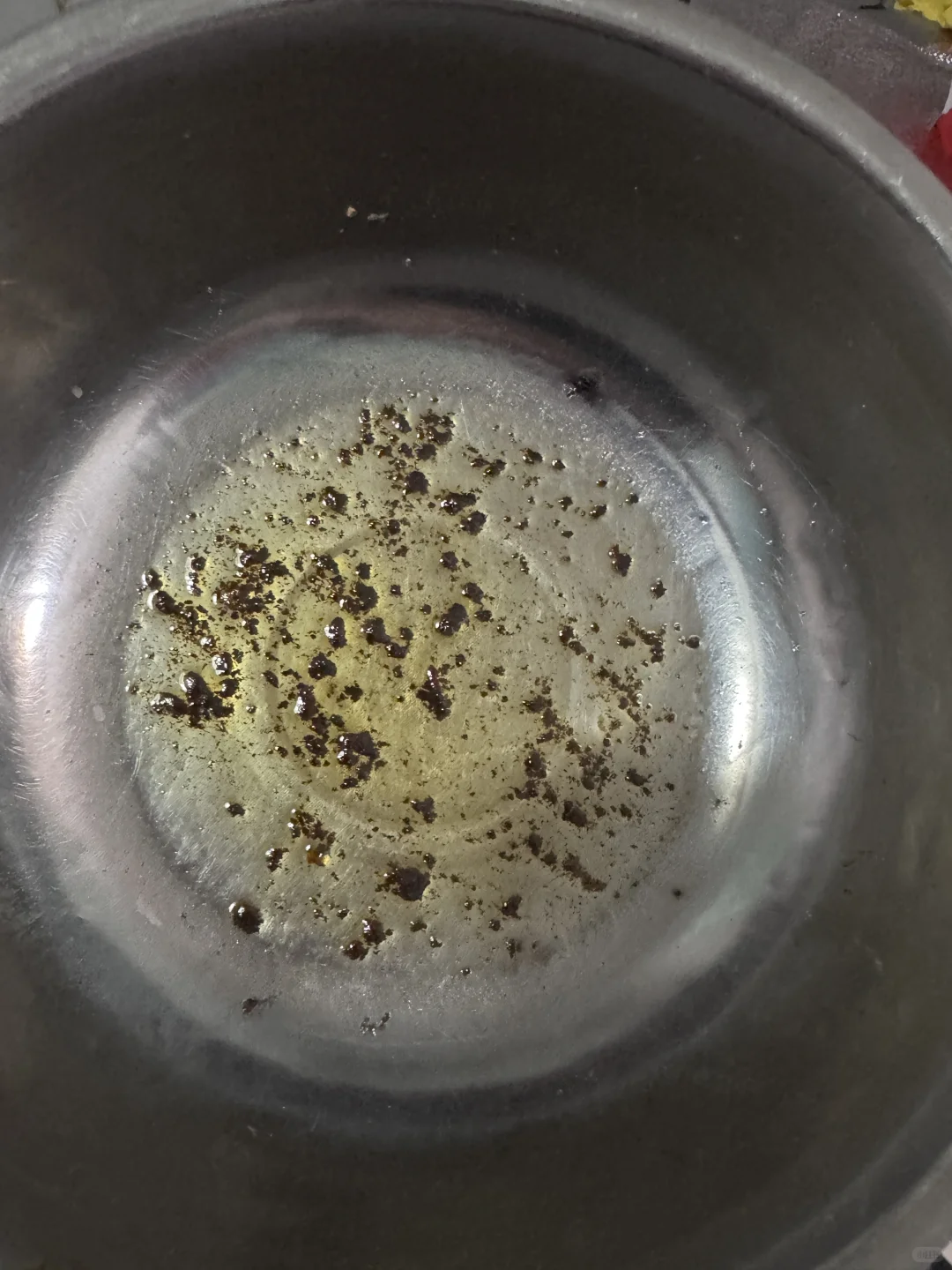 ❗️避雷！！！美团歪马酒中异物，商家拒绝赔偿！