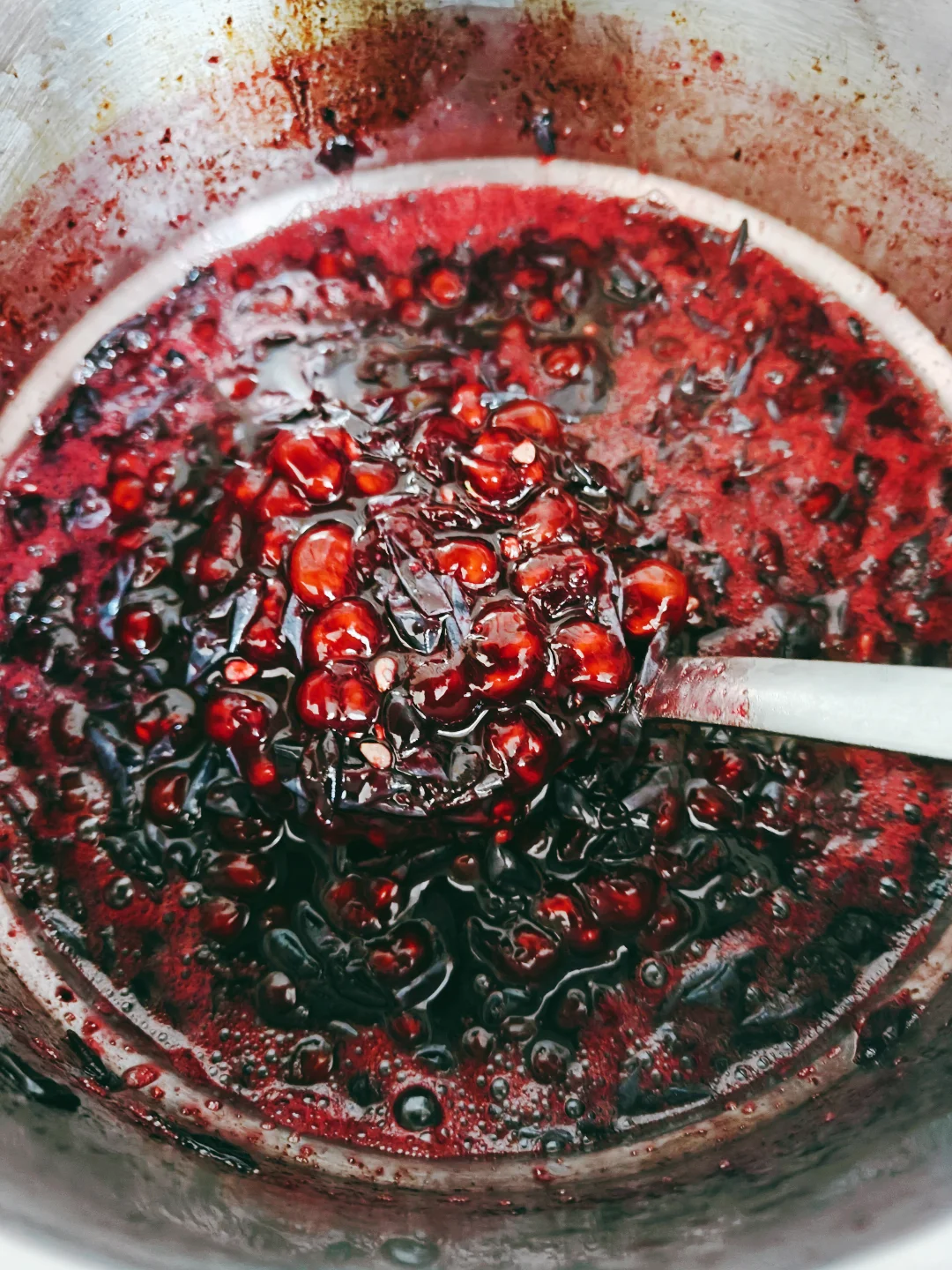 自制葡萄汁与葡萄酒