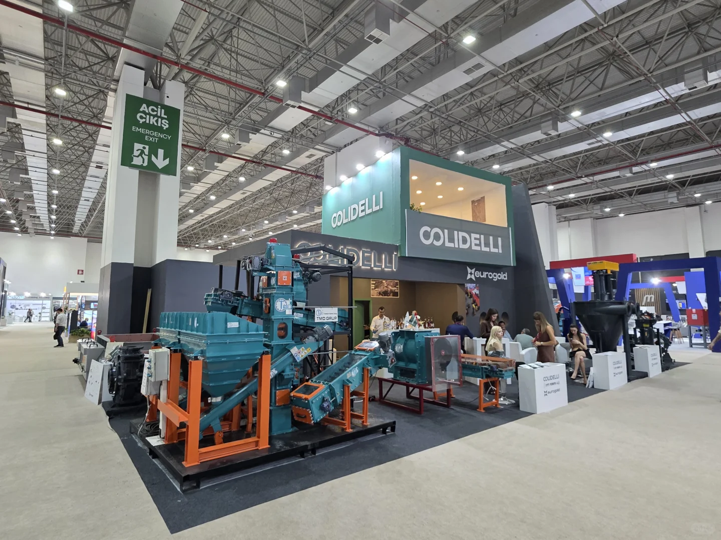 海外木质展台搭建合集