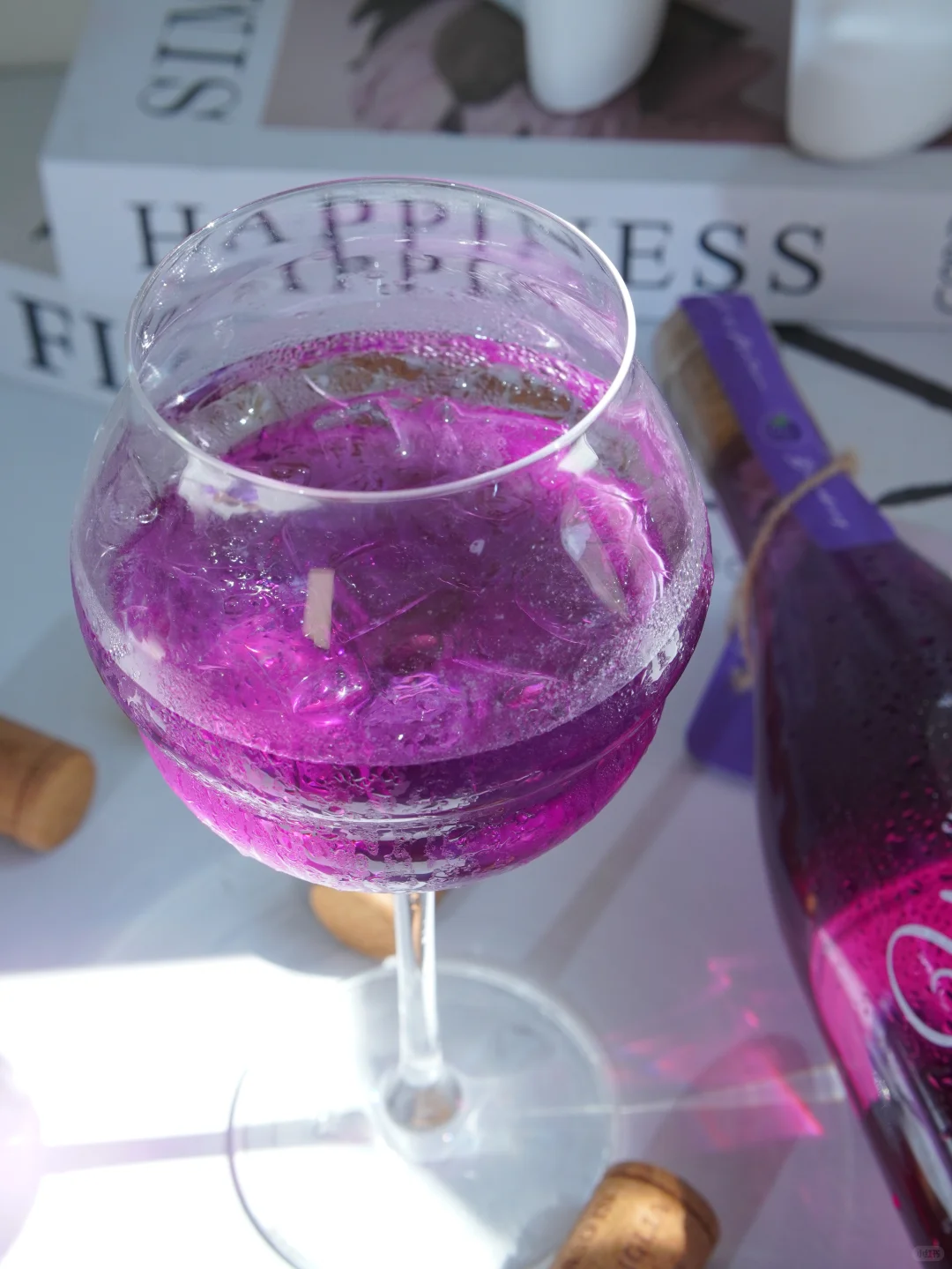 冰箱里需要一瓶这样的漂亮酒!黑莓莫斯卡托