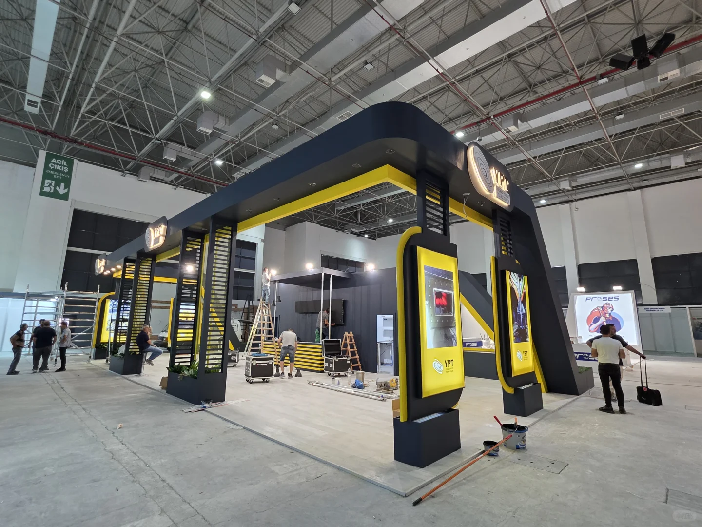 海外木质展台搭建合集