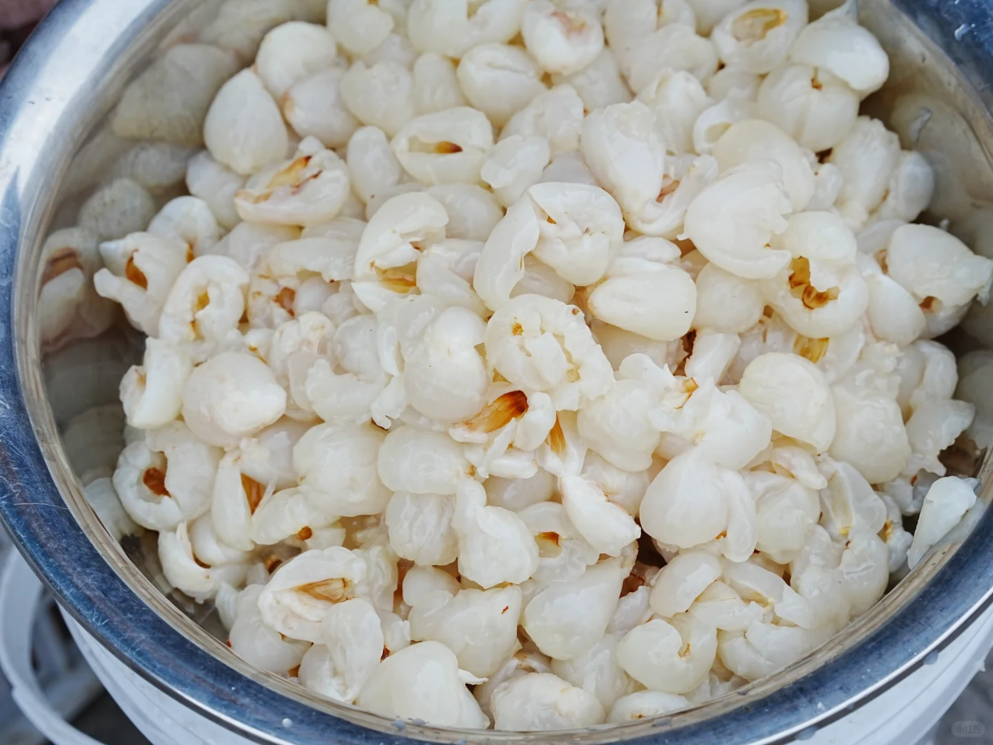 ?行业揭秘❗别再花冤枉钱喝香精荔枝酒了