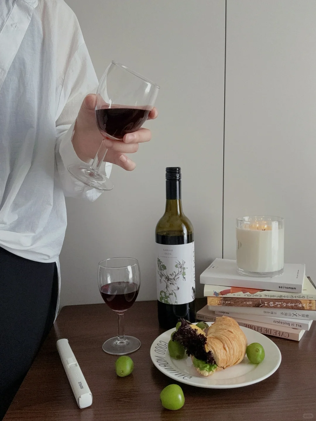 有些感受，本就不必说给世界听