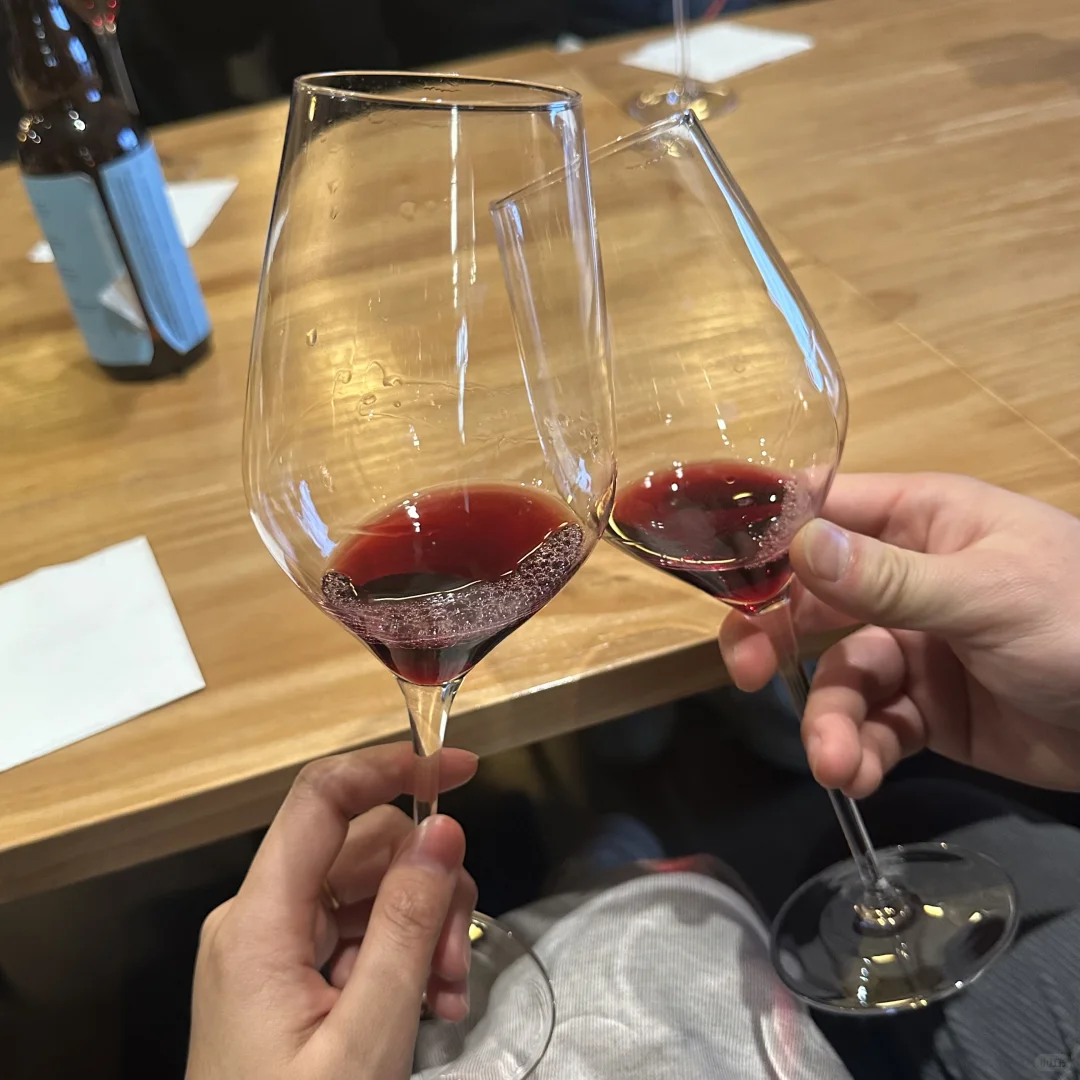 在西农免费喝葡萄酒的一天