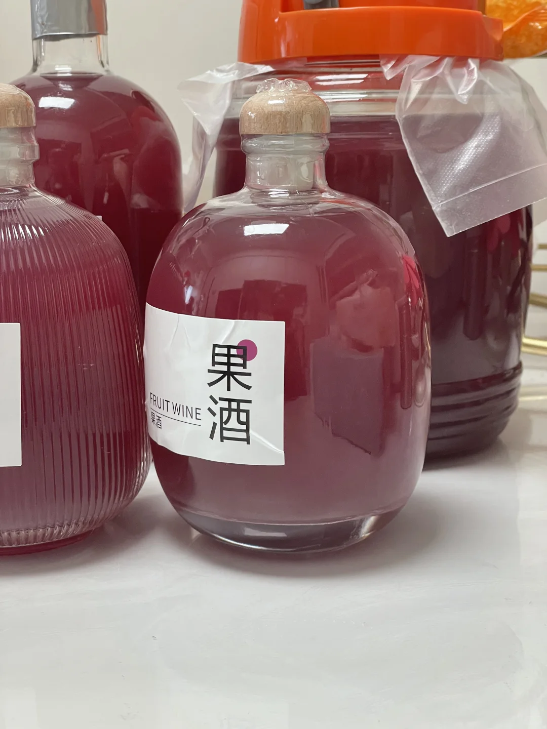 自酿葡萄酒今天过滤了