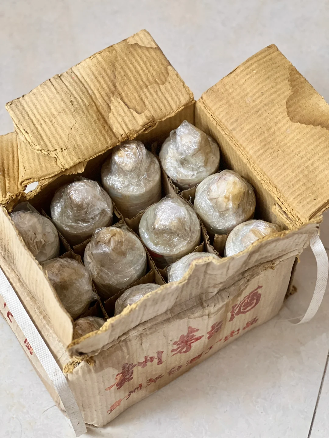 爷爷的1986年老茅台 沉淀着岁月的痕迹