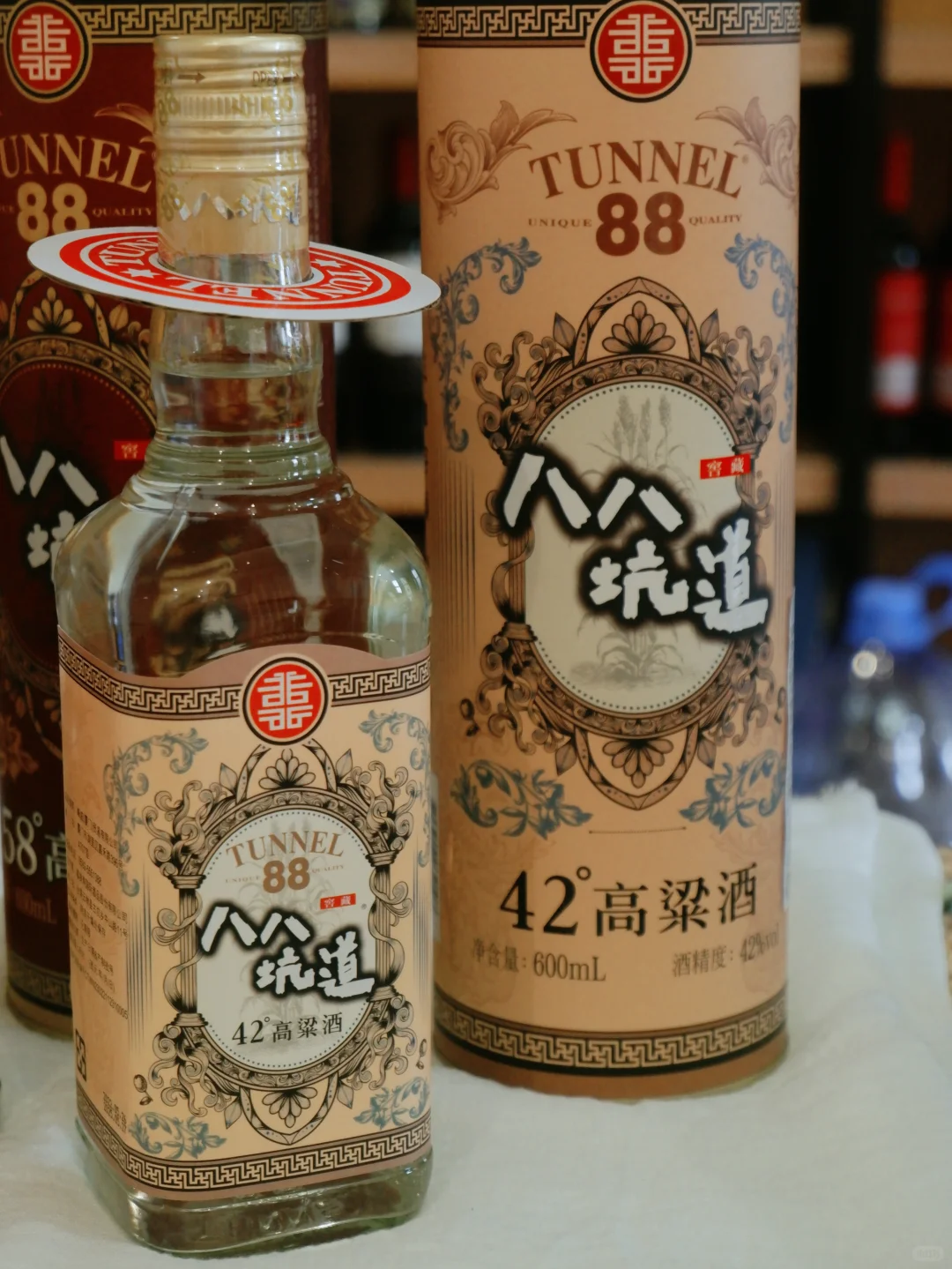 被李立群夸的台湾白酒！八八坑道真的不辣喉