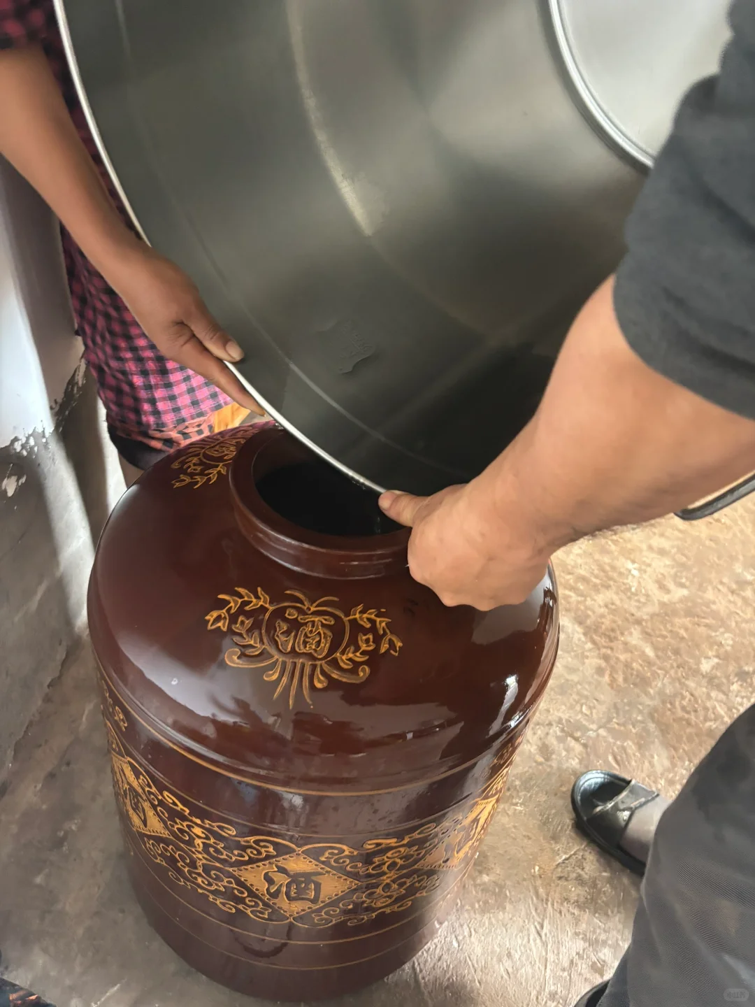 自晾高粱酒啦