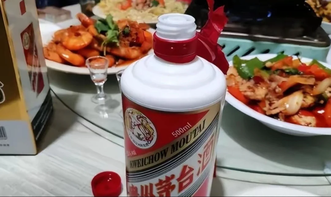 茅台冷知识：为什么它喝起来不像白酒？