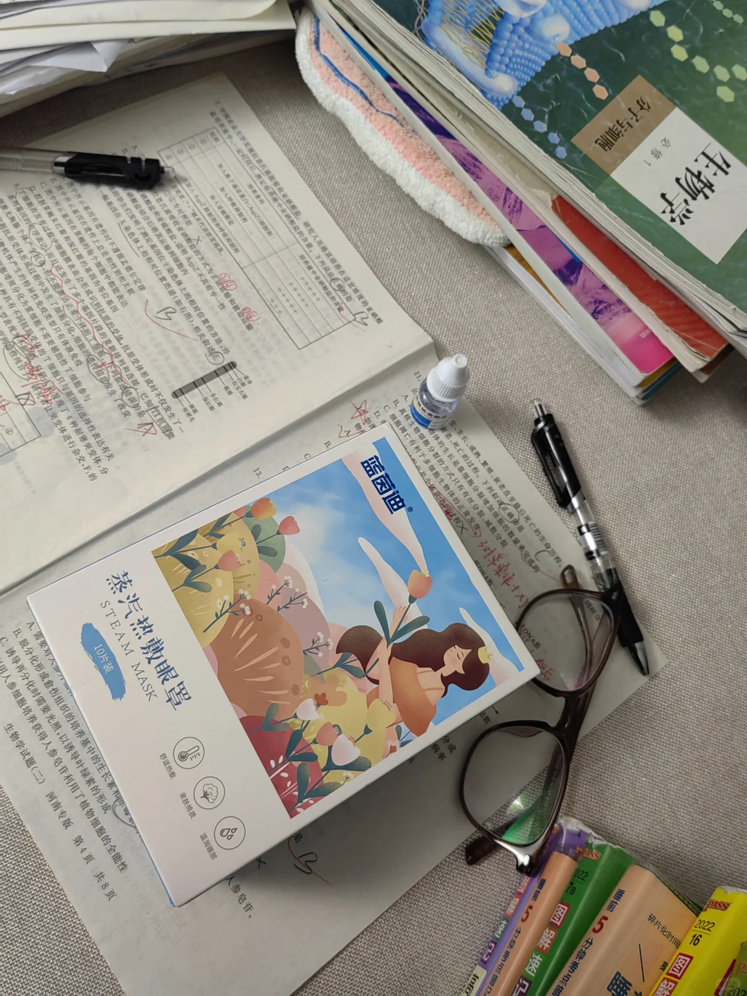 眼睛度数每年涨100正常吗？