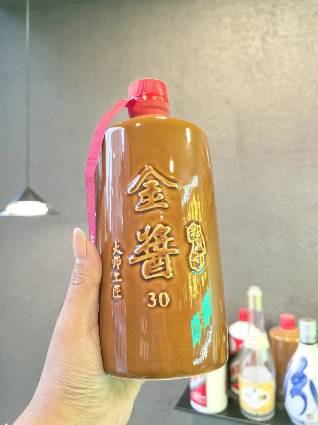 真的被这瓶大牌酱酒惊艳到了！！