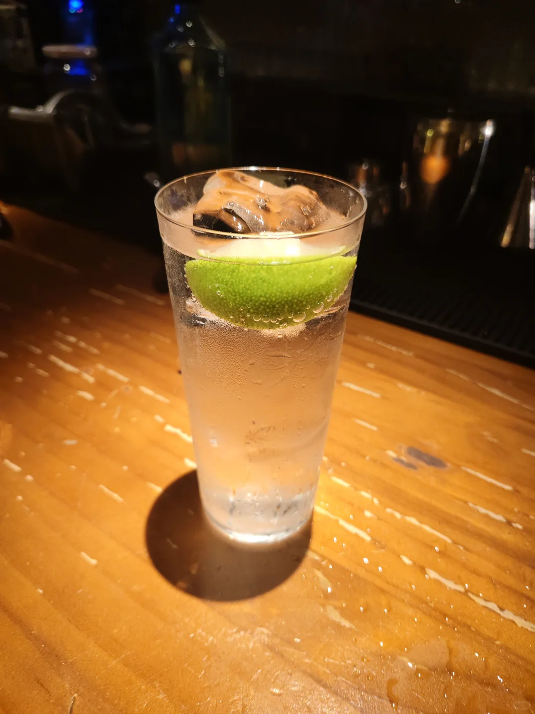 思来想去也想不明白酒到底好喝在哪