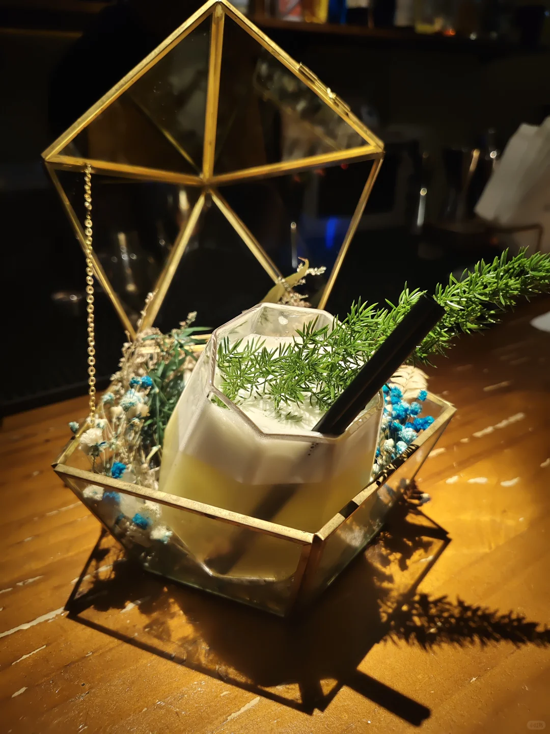 思来想去也想不明白酒到底好喝在哪