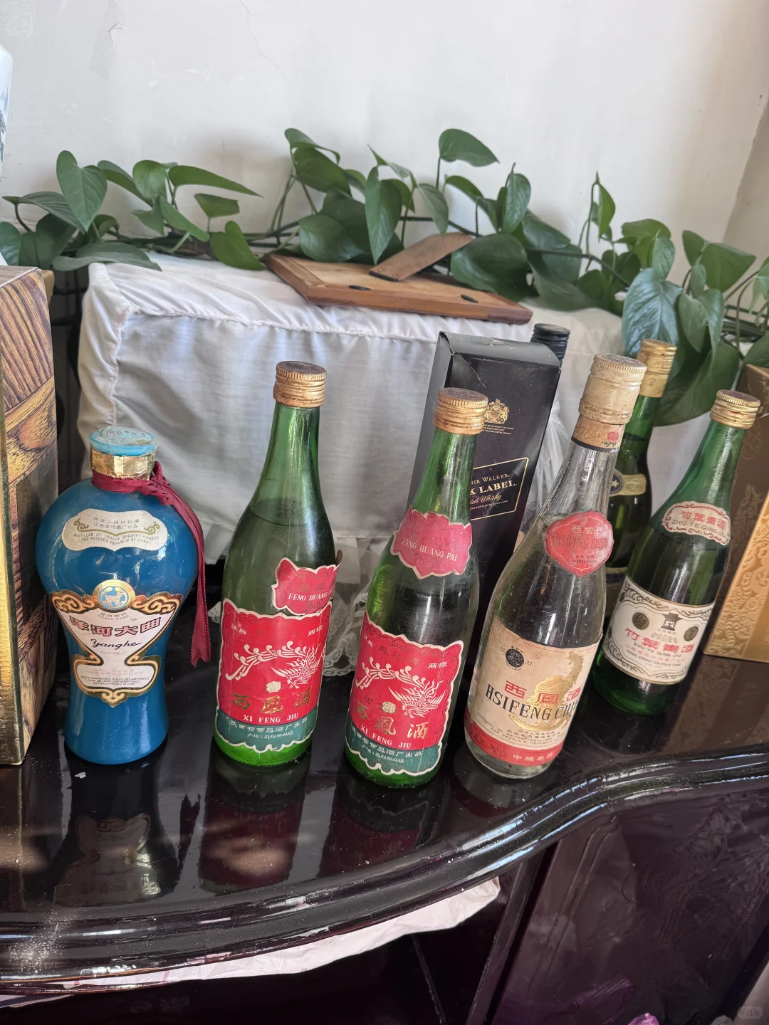 长辈家收藏了老酒???