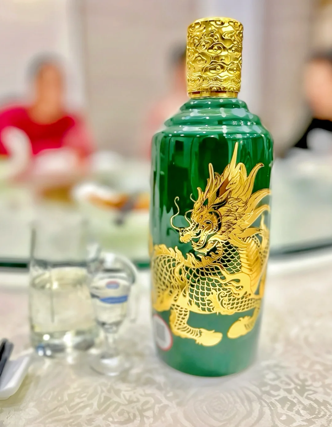 太好喝了!? 年夜饭不喝茅台了