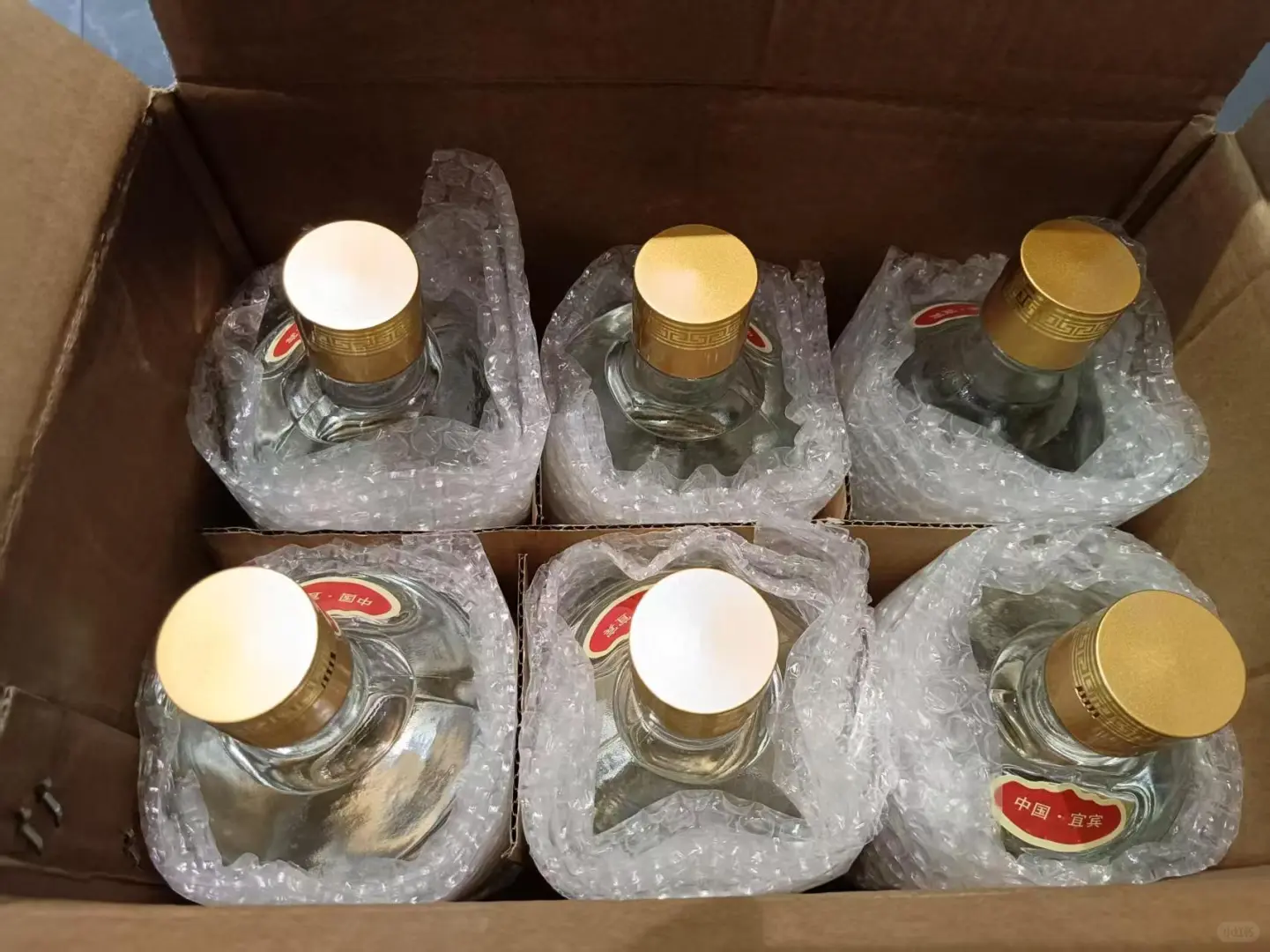 多粮浓香品鉴酒