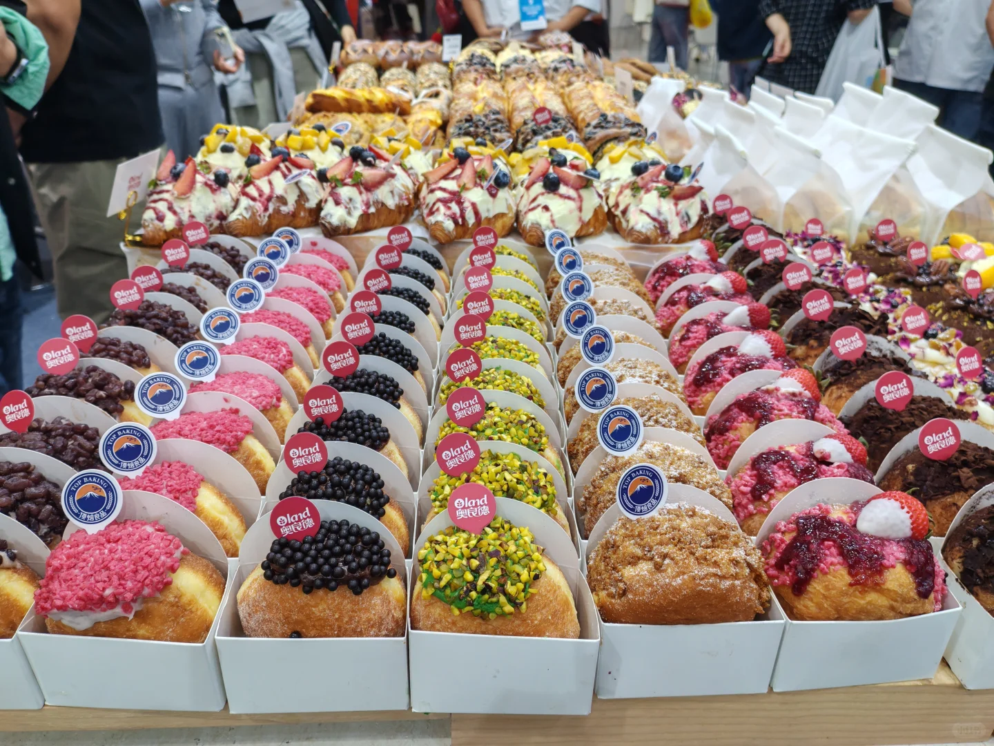 武汉人速冲!国博3天限定!喝酒免费+蛋糕吃