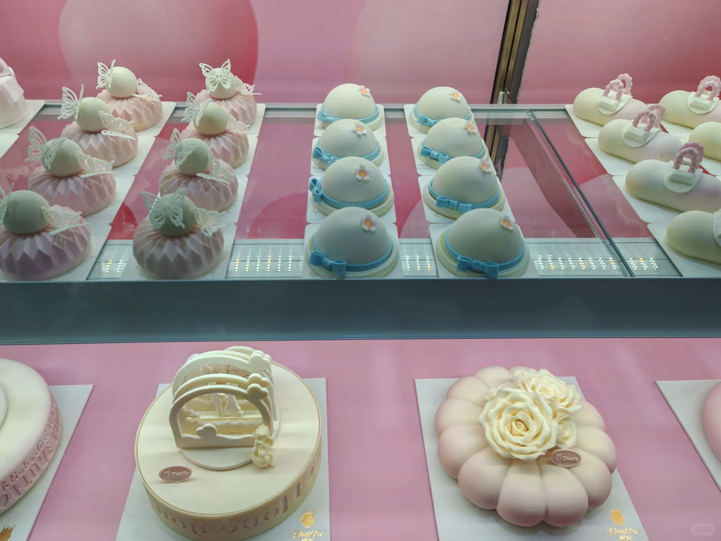 武汉人速冲!国博3天限定!喝酒免费+蛋糕吃