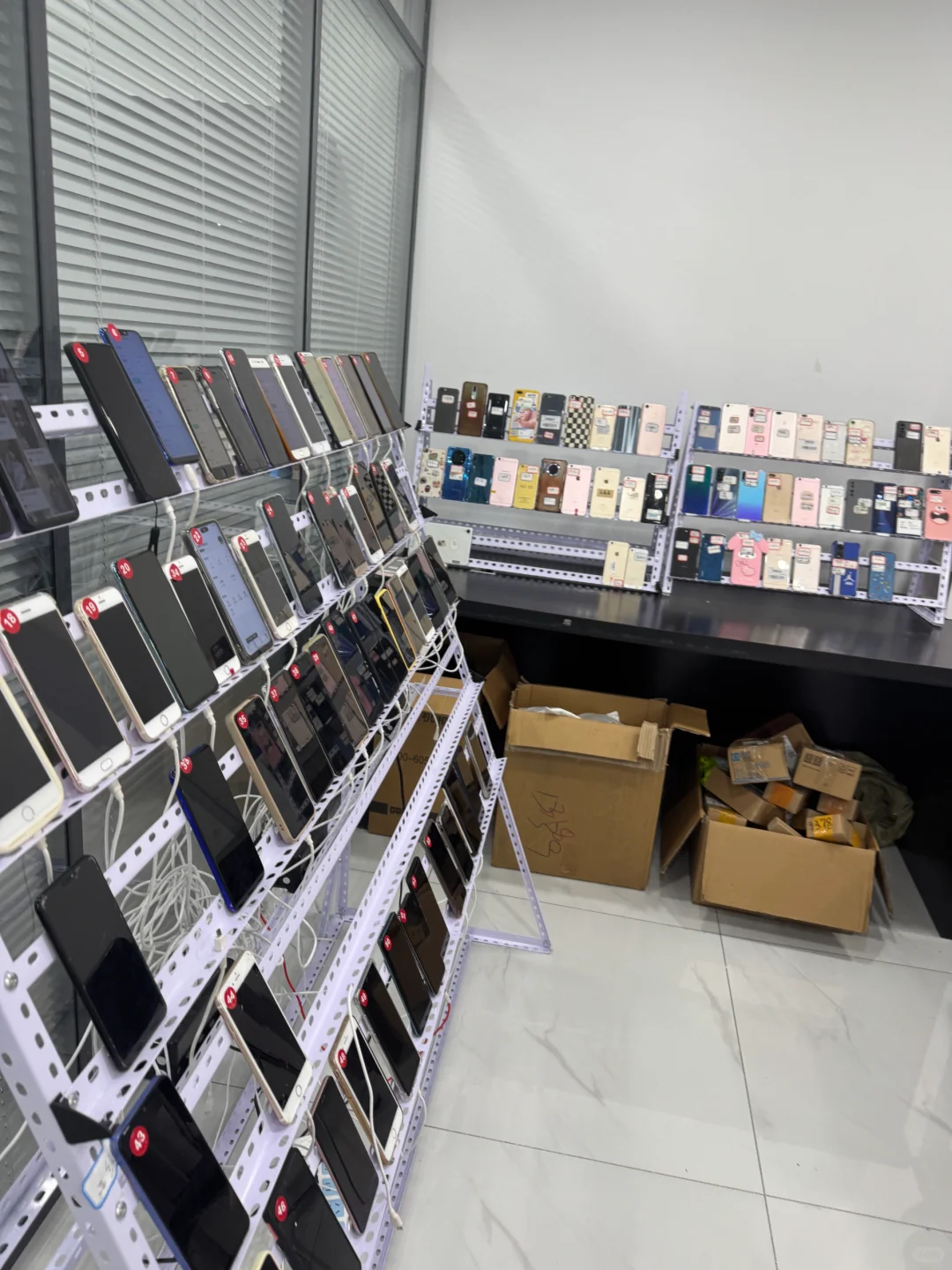 创业两年，开了一家月入不到20w的公司