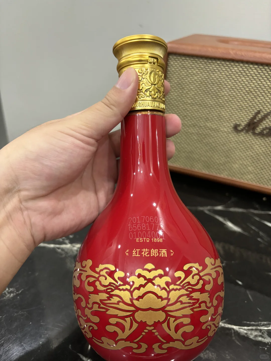 价格差一倍,老的红花郎15年值吗