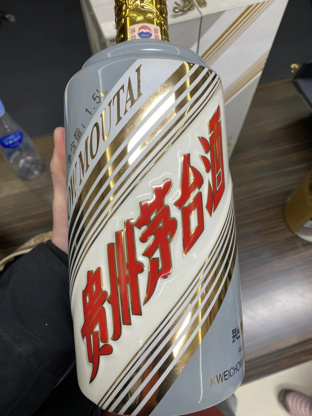 红酒，洋酒，白酒，名酒，陈年老酒回收