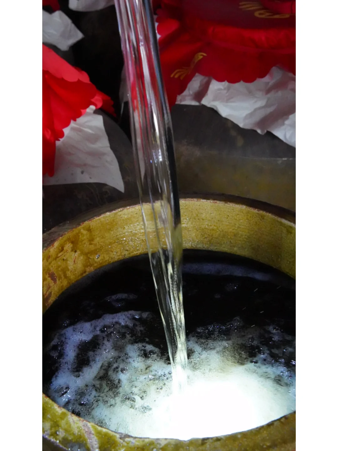 原浆基酒是指粮食通过酒曲发酵成酒……