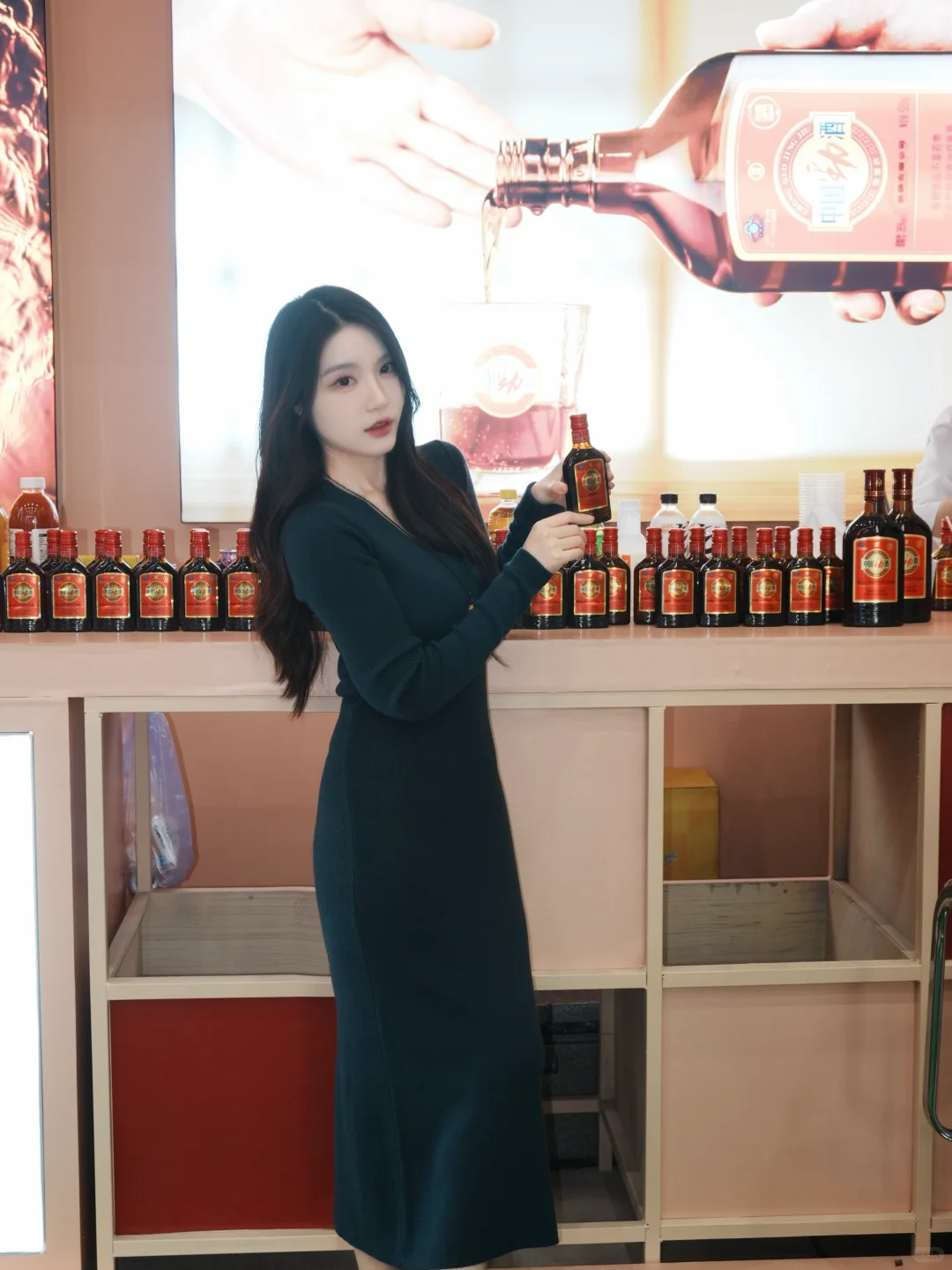 武汉人速来玩！！酒博会调酒初体验?