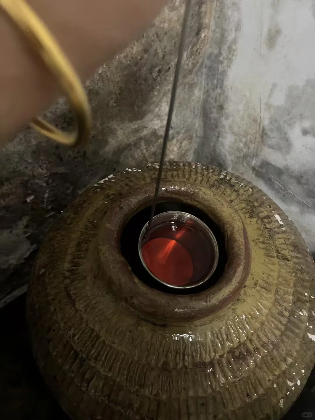 琥珀红同山烧和透明白的区别