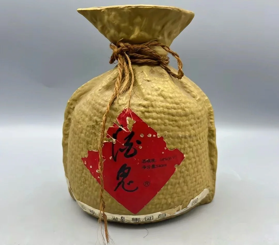 家中若有这几款老酒别喝!收藏价值不输茅台