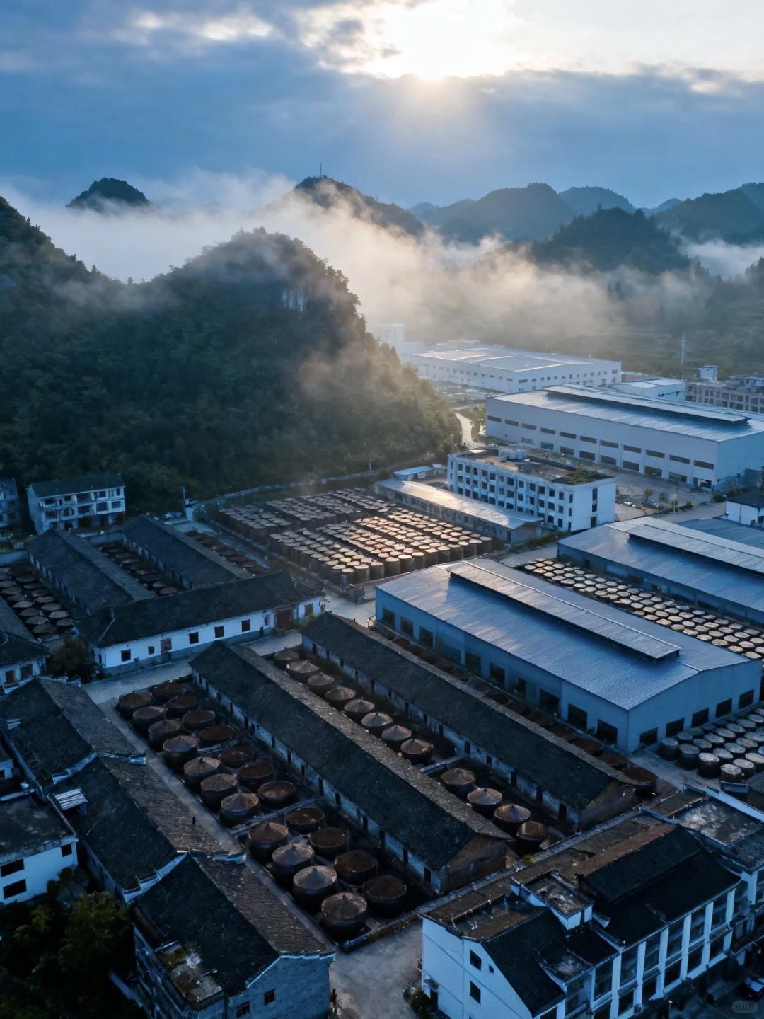 客户答谢宴的胜负手，藏在这瓶定制酒里