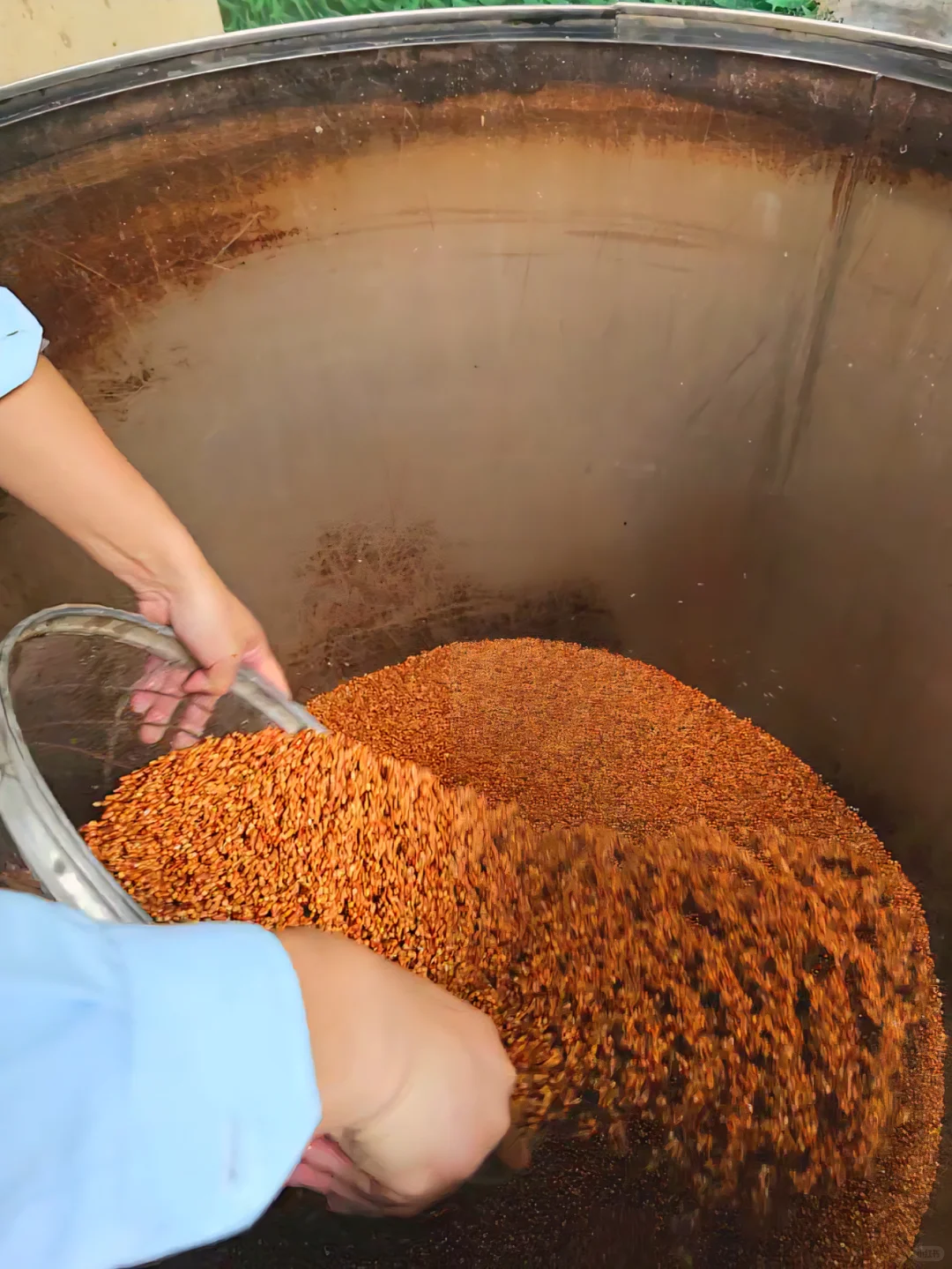 满是勾兑酒的时代,真的没人喝纯粮酒了吗?