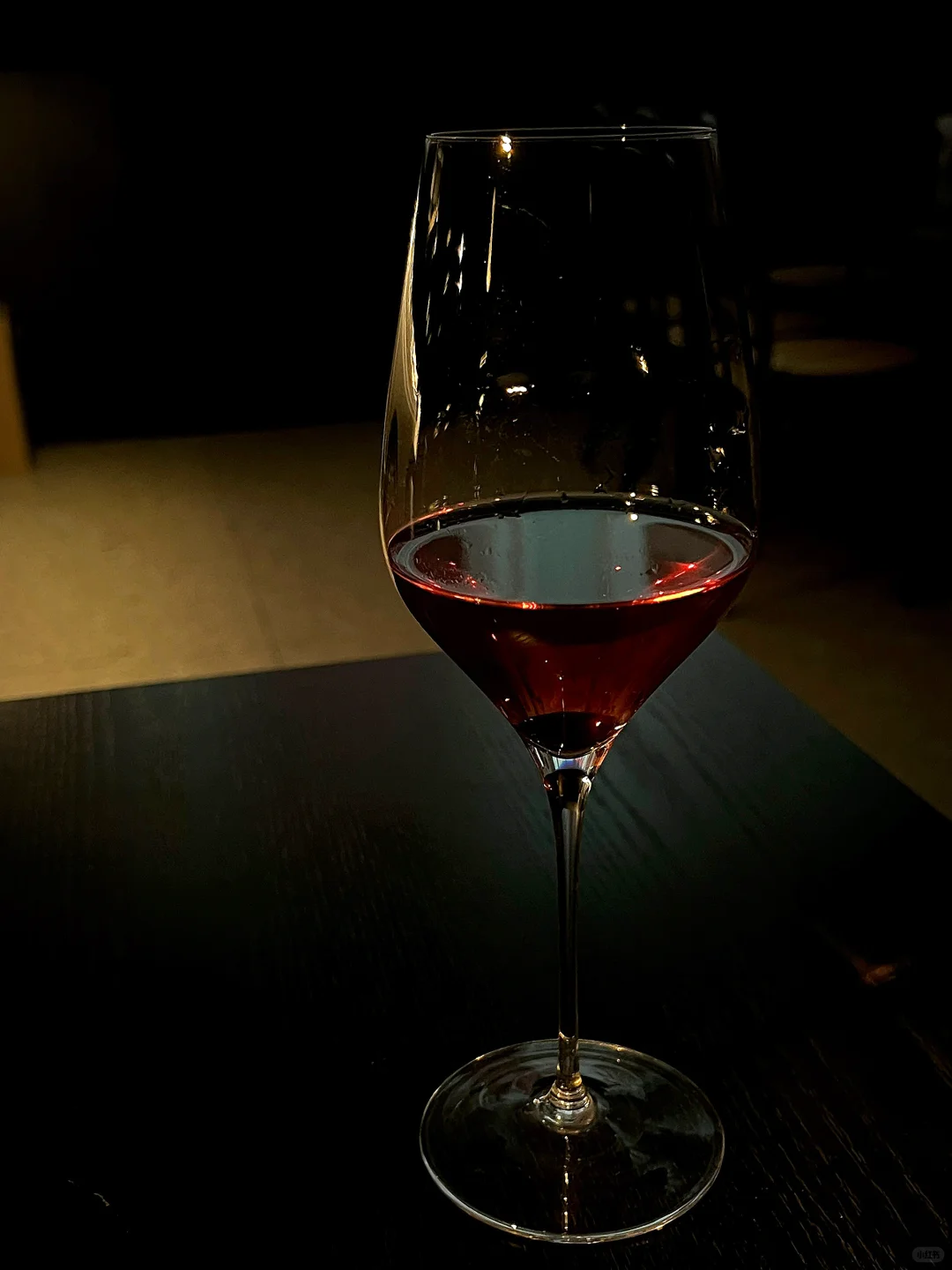 爱和酒精都容易让人变形