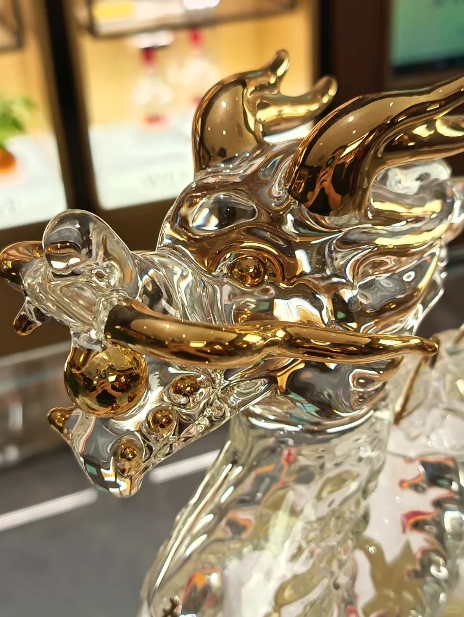 五粮液生肖龙：限量珍藏，浓香典范