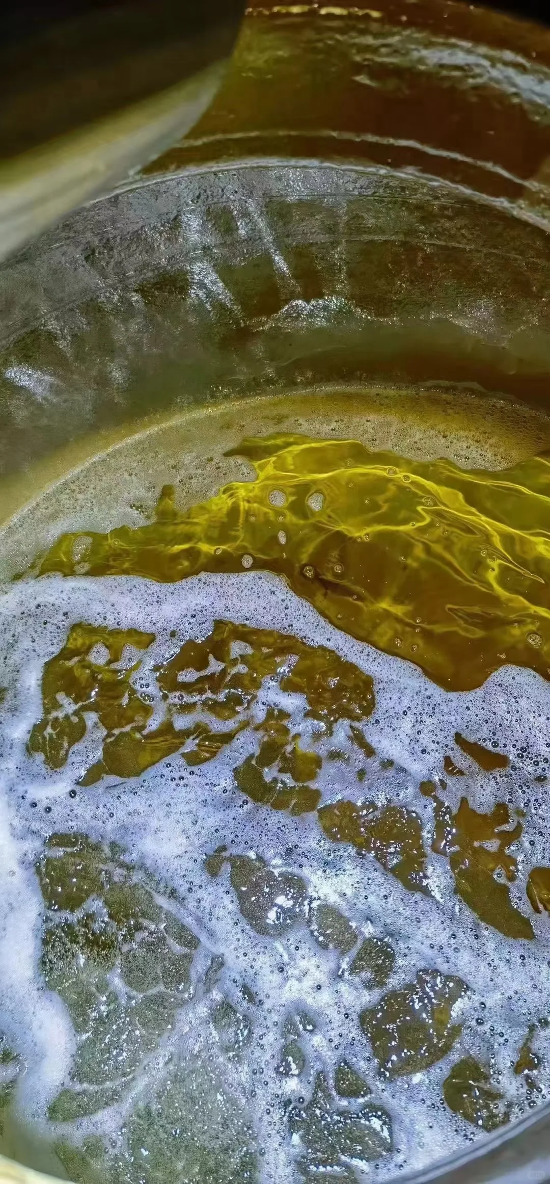 优质酱香白酒，纯粮酿造。口粮酒