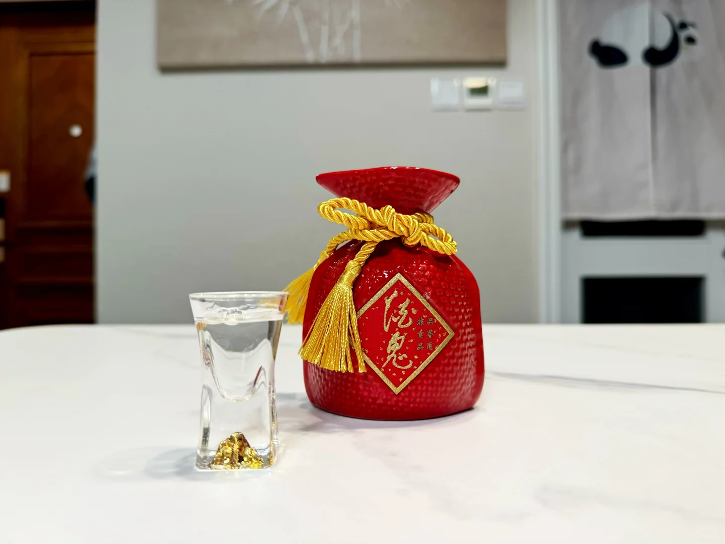 醉倒市场三千年的酒中之鬼—酒鬼红坛