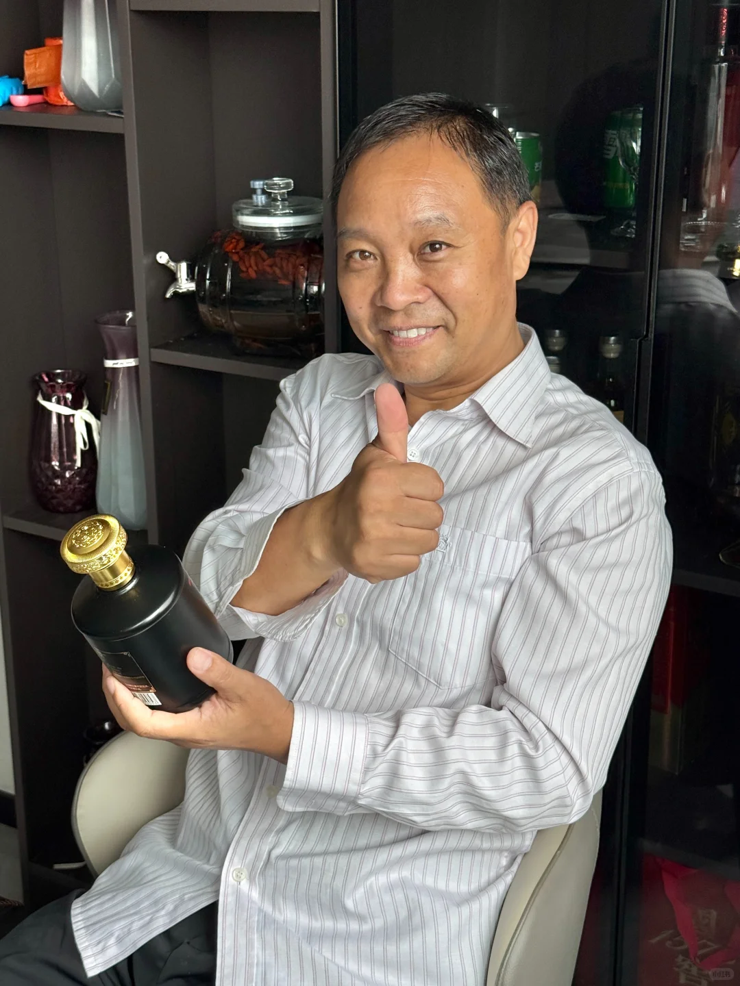 说实话送长辈的酒，包装高级不如酒体实在