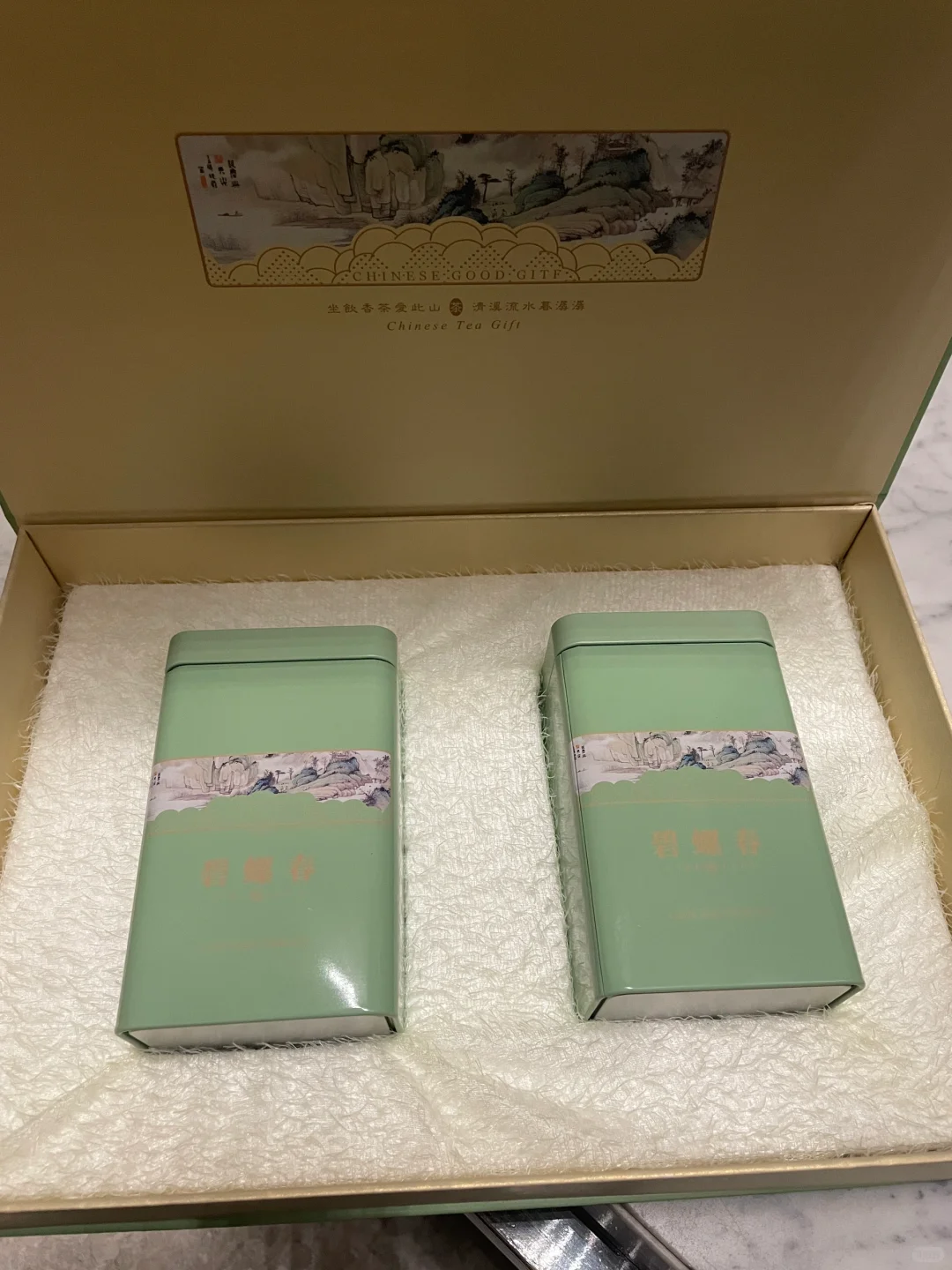 这茶叶不便宜，明前茶