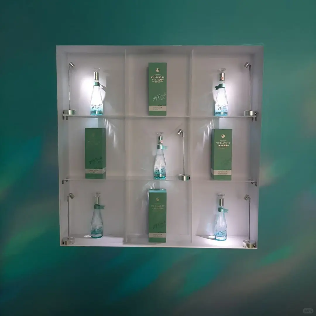 五粮液新品快闪首尔圣水洞鸡尾酒免费