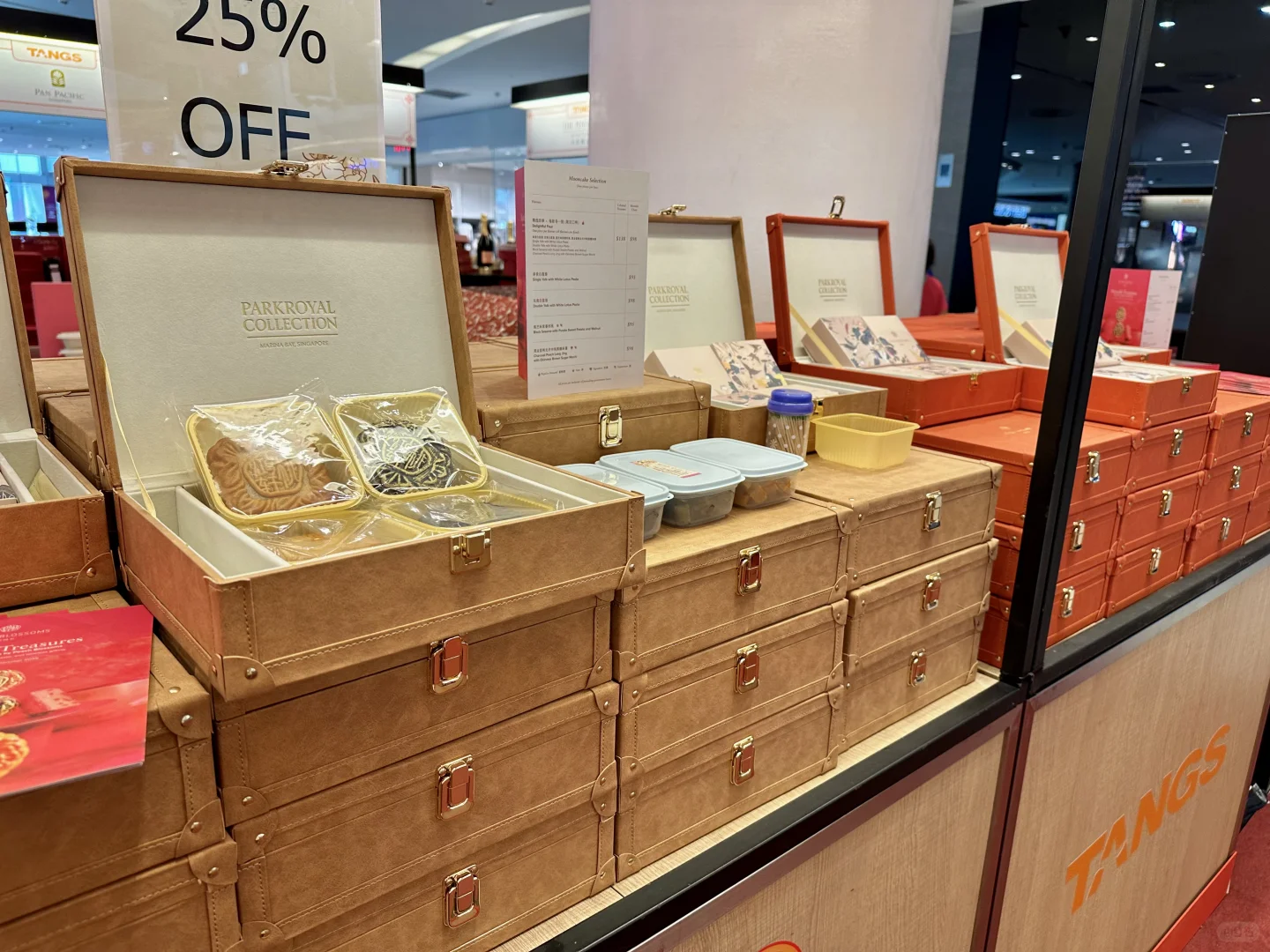 2025月饼展?让人爱不释手的“美丽废物”