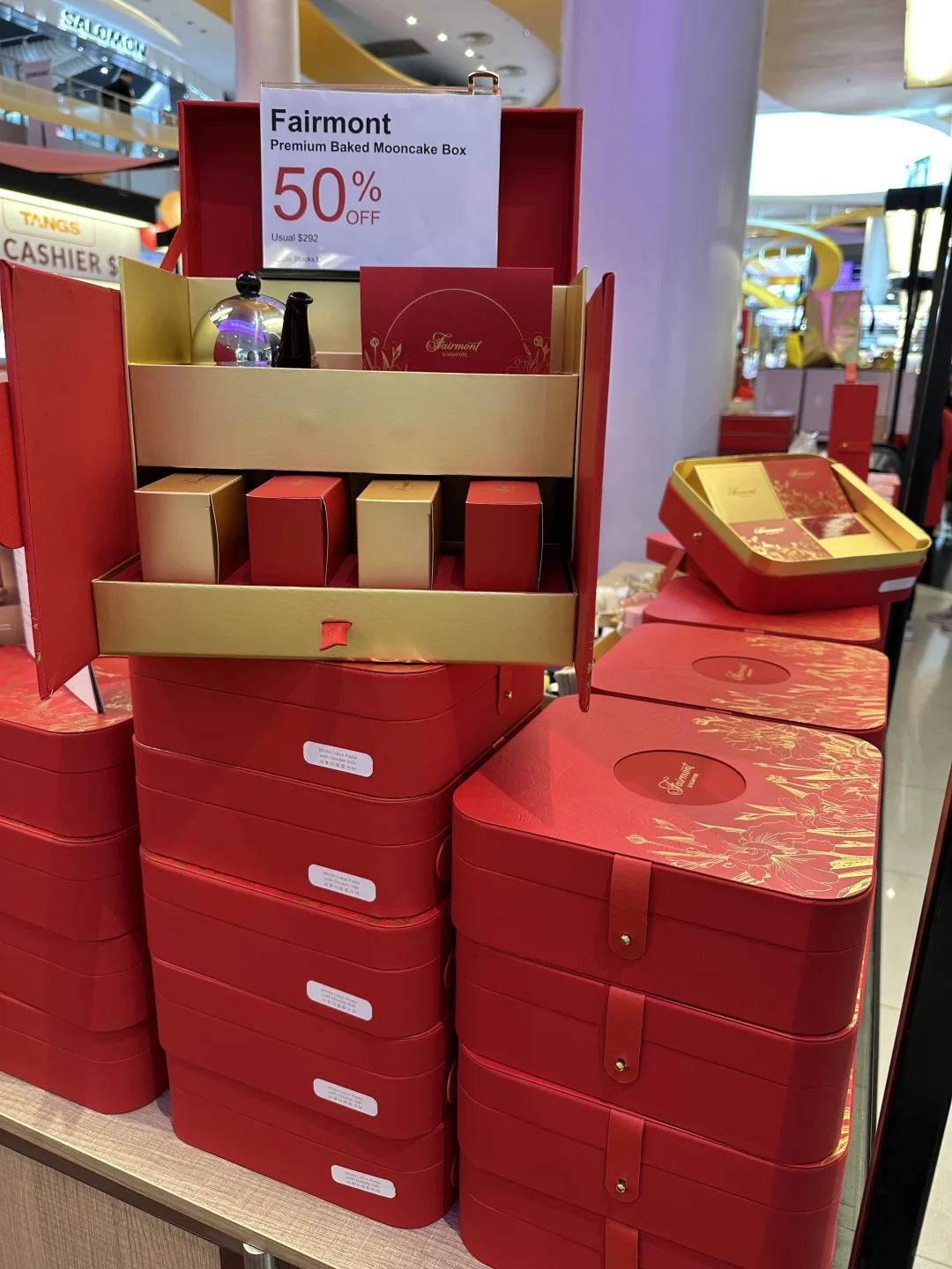 2025月饼展?让人爱不释手的“美丽废物”