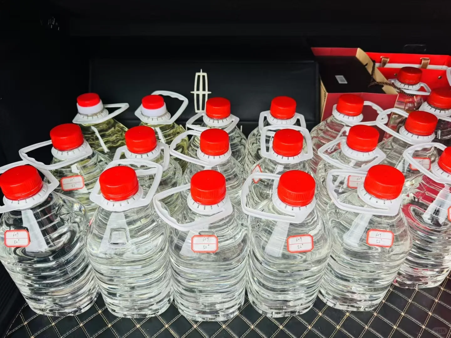 不是品牌喝不起，而是散酒更有性价比