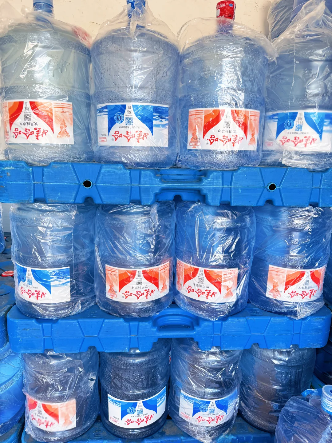 蒙自➡️有娃哈哈桶装水了